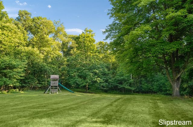 5705 E Riverside Drive, Lyons, MI 48851