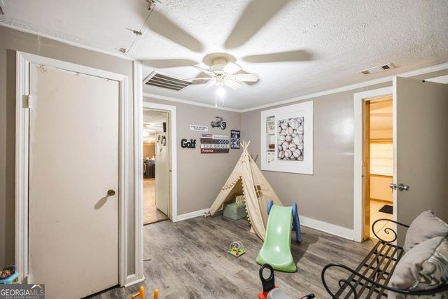 8494 Lower Thomaston Road, Lizella, GA 31052