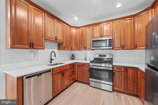 100 WYNDHAM WOODS WAY, Hatfield, PA 19440