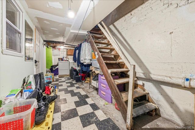 3220 Bayswater Court, Far Rockaway, NY 11691