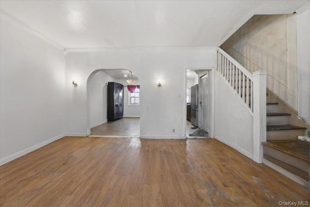 3220 Bayswater Court, Far Rockaway, NY 11691