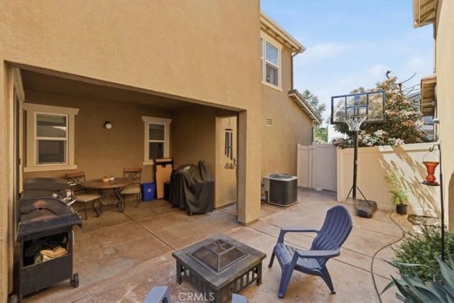 7205 Enclave, Eastvale, CA 92880