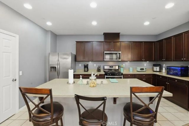 7205 Enclave, Eastvale, CA 92880