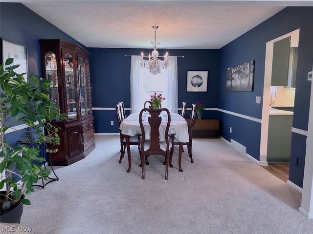 28402 Farrs Garden Path, Westlake, OH 44145