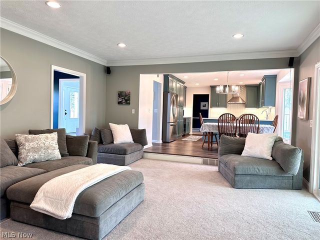 28402 Farrs Garden Path, Westlake, OH 44145