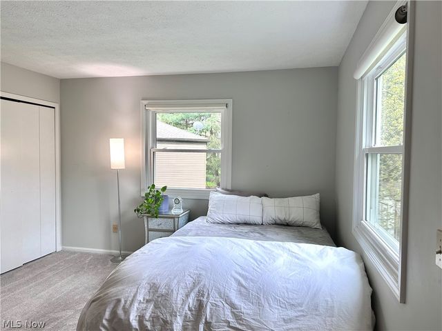 28402 Farrs Garden Path, Westlake, OH 44145