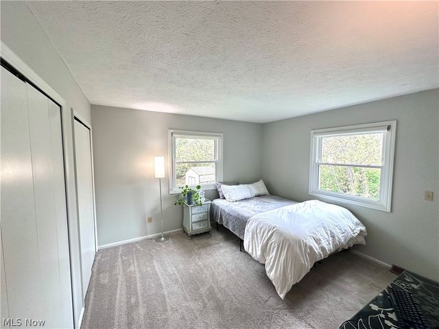 28402 Farrs Garden Path, Westlake, OH 44145