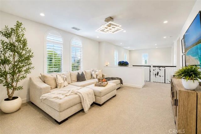 68 English Saddle, Irvine, CA 92602
