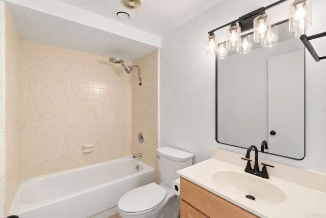 4169 Balboa Way, San Diego, CA 92117