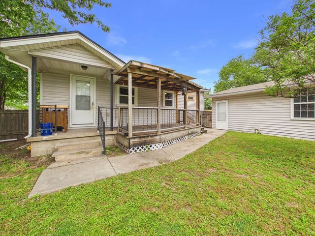 1642 S Sedgwick St, Wichita, KS 67213
