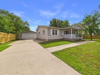 1642 S Sedgwick St, Wichita, KS 67213