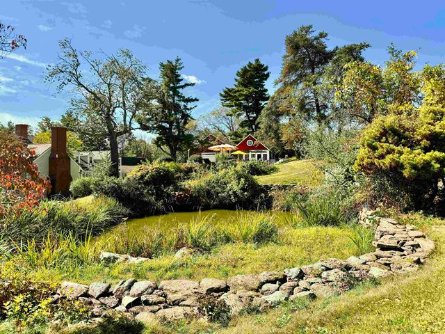 89 Chestnut Hill Road, Amherst, NH 03031