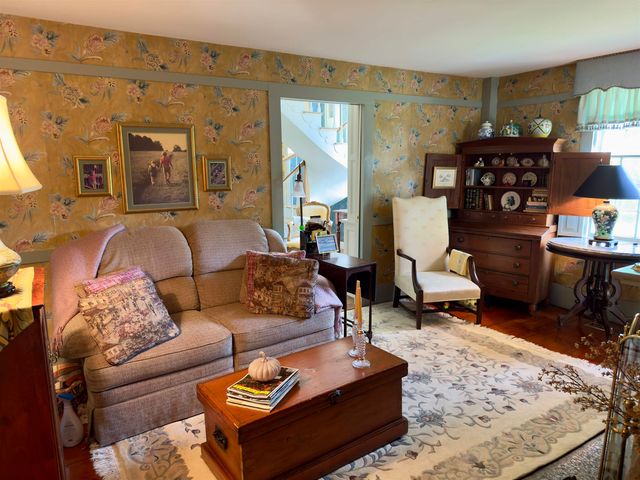 89 Chestnut Hill Road, Amherst, NH 03031