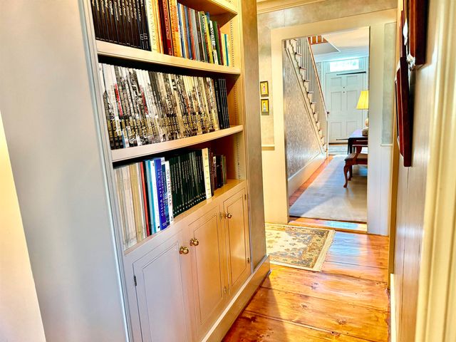 89 Chestnut Hill Road, Amherst, NH 03031