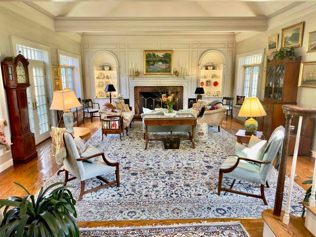89 Chestnut Hill Road, Amherst, NH 03031