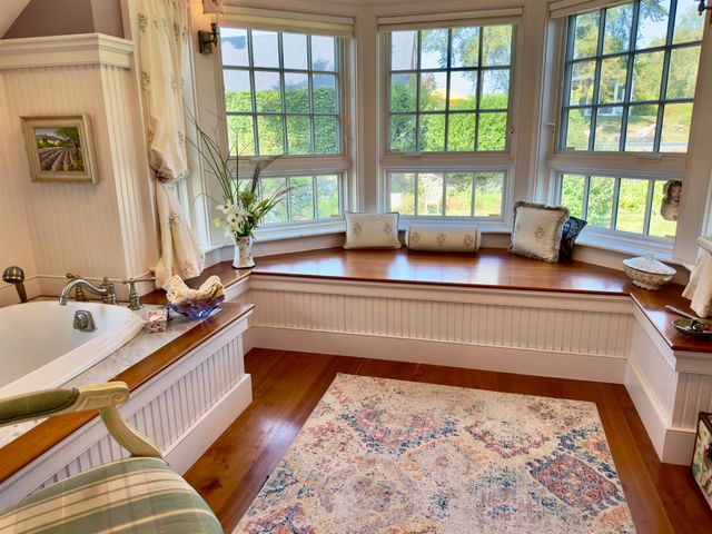 89 Chestnut Hill Road, Amherst, NH 03031