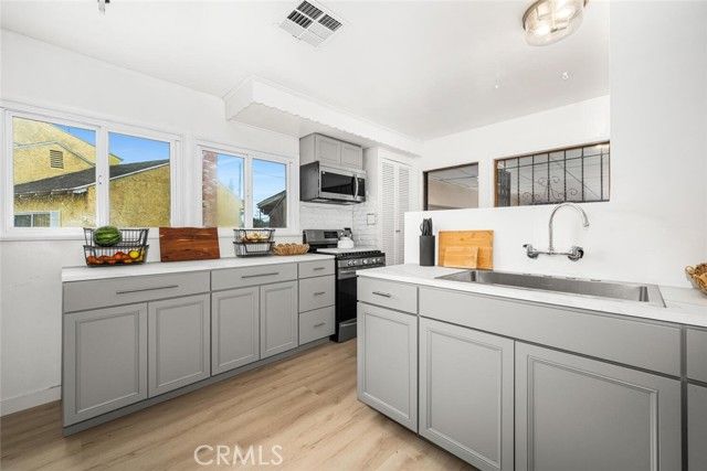 2309 E Killen Court, Compton, CA 90221