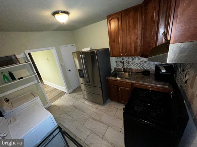 2445 N BANCROFT ST, Philadelphia, PA 19132