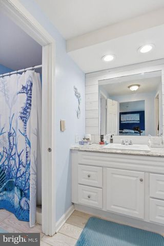 410 SHORBS HILL RD, Hanover, PA 17331