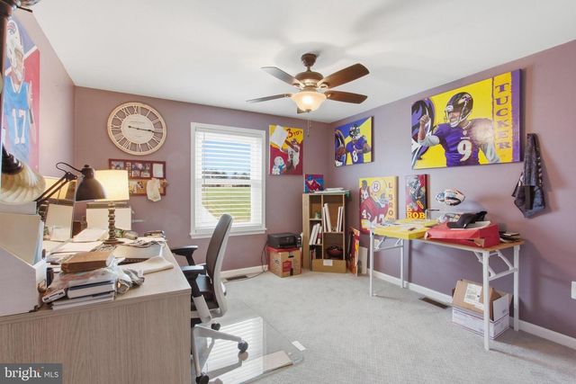 410 SHORBS HILL RD, Hanover, PA 17331