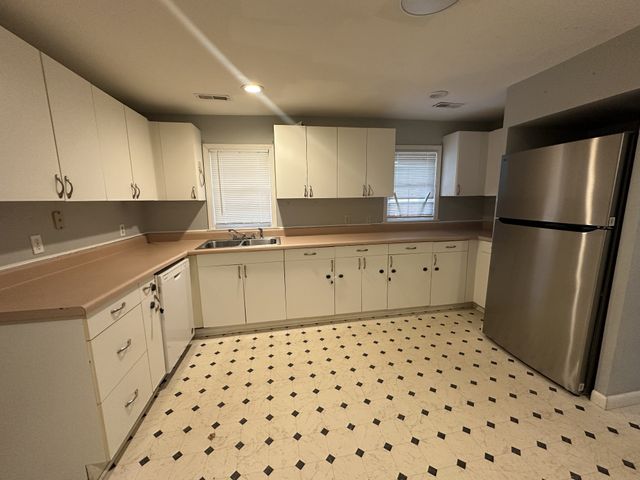 280 Oscar Crowell Rd, Beechgrove, TN 37018