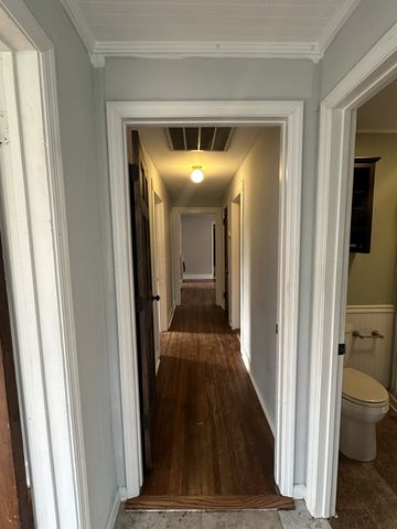 280 Oscar Crowell Rd, Beechgrove, TN 37018