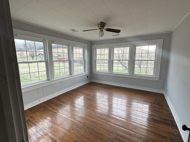 280 Oscar Crowell Rd, Beechgrove, TN 37018