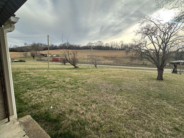 280 Oscar Crowell Rd, Beechgrove, TN 37018