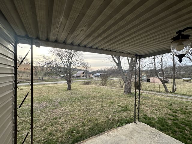 280 Oscar Crowell Rd, Beechgrove, TN 37018