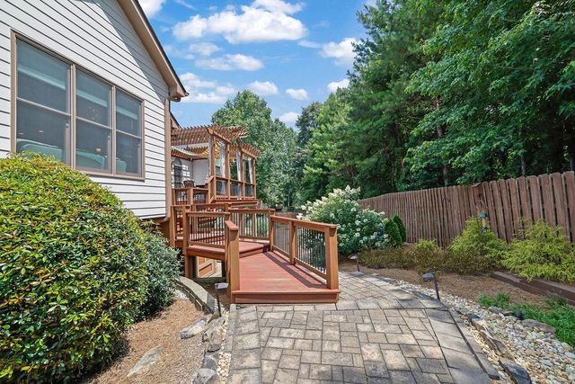 1675 Dew Place, Marietta, GA 30064