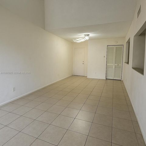 9715 Fontainebleau Blvd E309, Miami, FL 33172