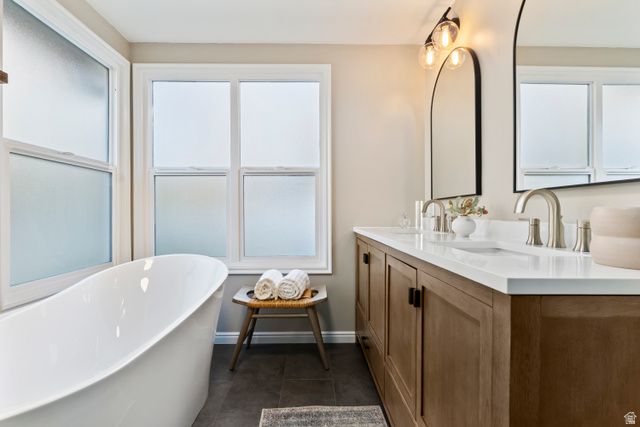 5831 S BEAUMONT DR, Holladay, UT 84121