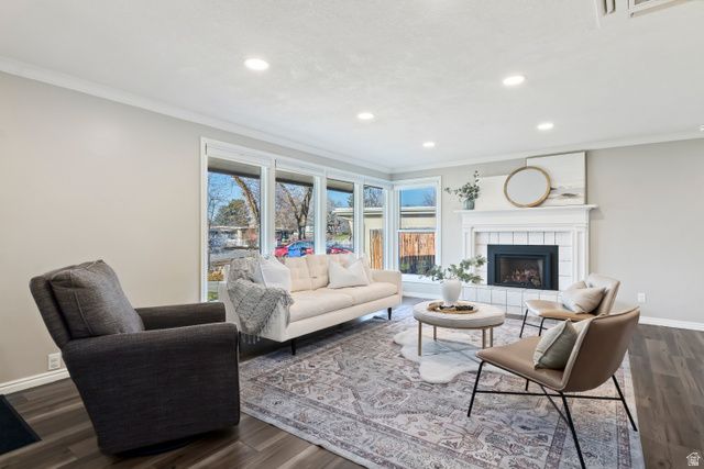 5831 S BEAUMONT DR, Holladay, UT 84121