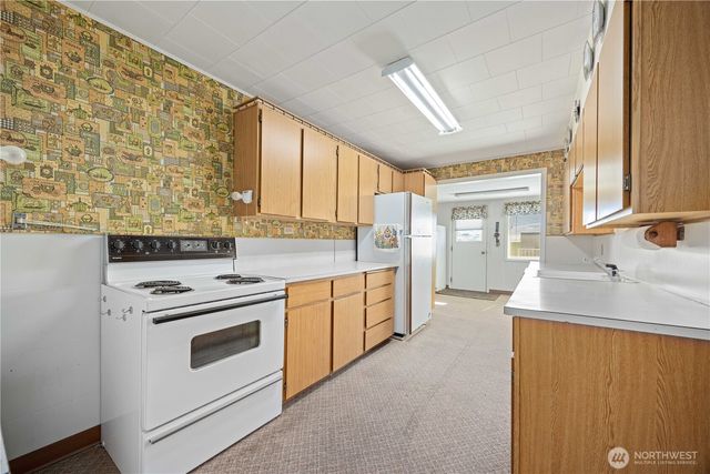 240 Road 14 NE, Mansfield, WA 98830