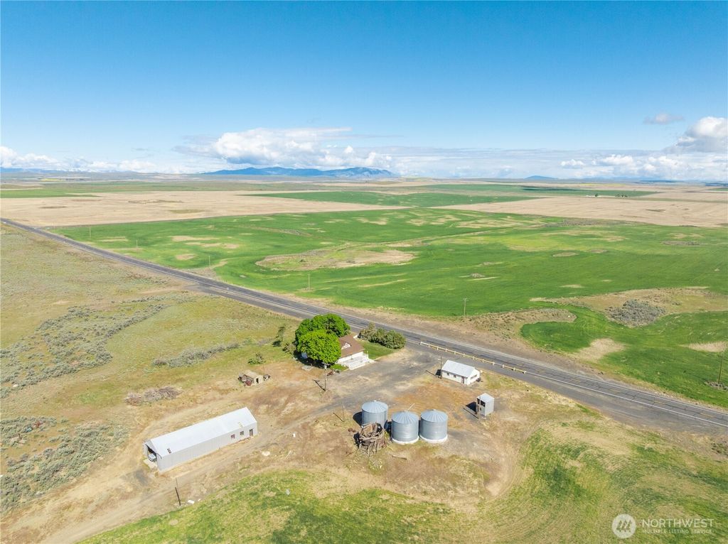 240 Road 14 NE, Mansfield, WA 98830