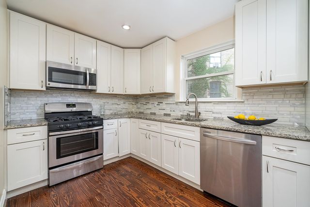 44 LEXINGTON AVE, Jc, Greenville, NJ 07304