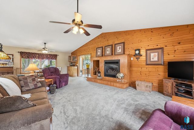 27302 Atkins Pl Place, Tea, SD 57064