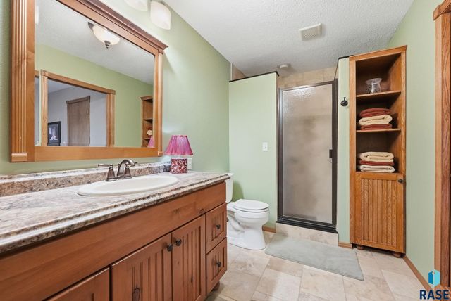 27302 Atkins Pl Place, Tea, SD 57064
