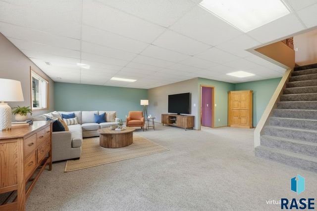 27302 Atkins Pl Place, Tea, SD 57064