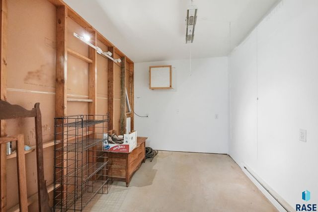 27302 Atkins Pl Place, Tea, SD 57064