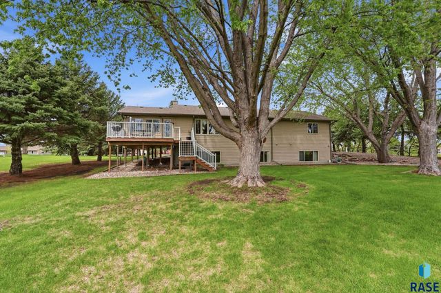 27302 Atkins Pl Place, Tea, SD 57064