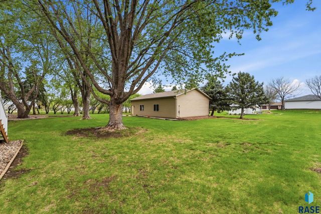 27302 Atkins Pl Place, Tea, SD 57064