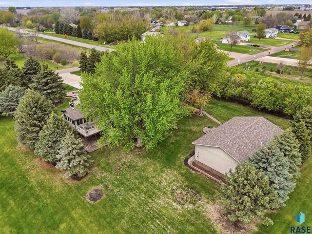27302 Atkins Pl Place, Tea, SD 57064