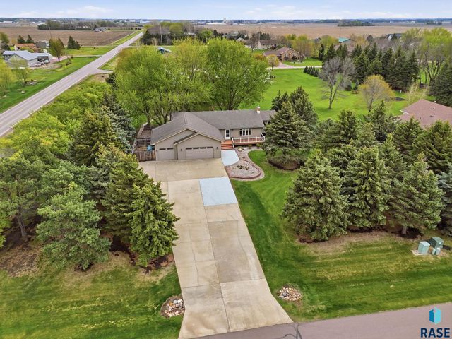 27302 Atkins Pl Place, Tea, SD 57064