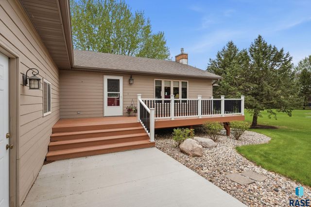 27302 Atkins Pl Place, Tea, SD 57064