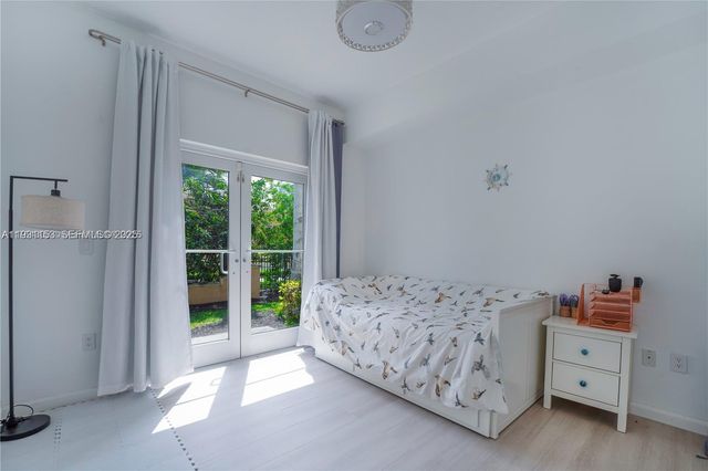 3001 NE 185th St 127, Aventura, FL 33180