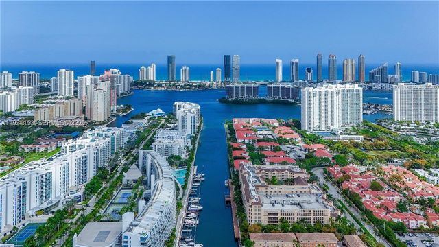 3001 NE 185th St 127, Aventura, FL 33180