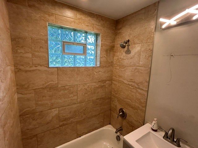 16 Sauk Trail, Park Forest, IL 60466