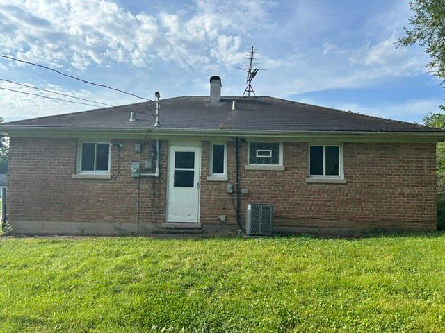 16 Sauk Trail, Park Forest, IL 60466