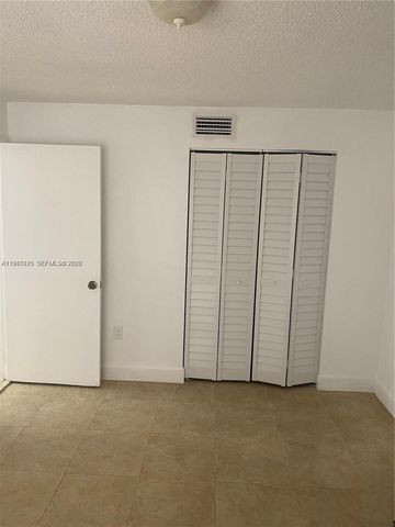 7201 Miami Lakes Dr B14, Miami Lakes, FL 33014